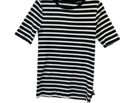 Top Short Sleeve Basic By Gap In Black & White, Size: S For Discount