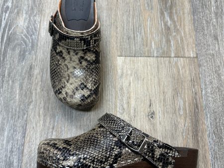 Shoes Heels Block By Hasbeens In Snakeskin Print, Size:6 Hot on Sale