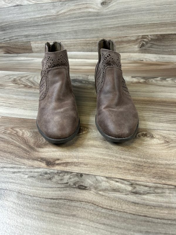 Boots Ankle Heels By New Directions In Brown, Size: 7.5 Online now