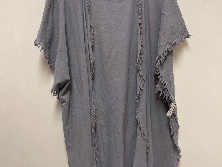 Kimono By Umgee In Grey, Size: M For Discount