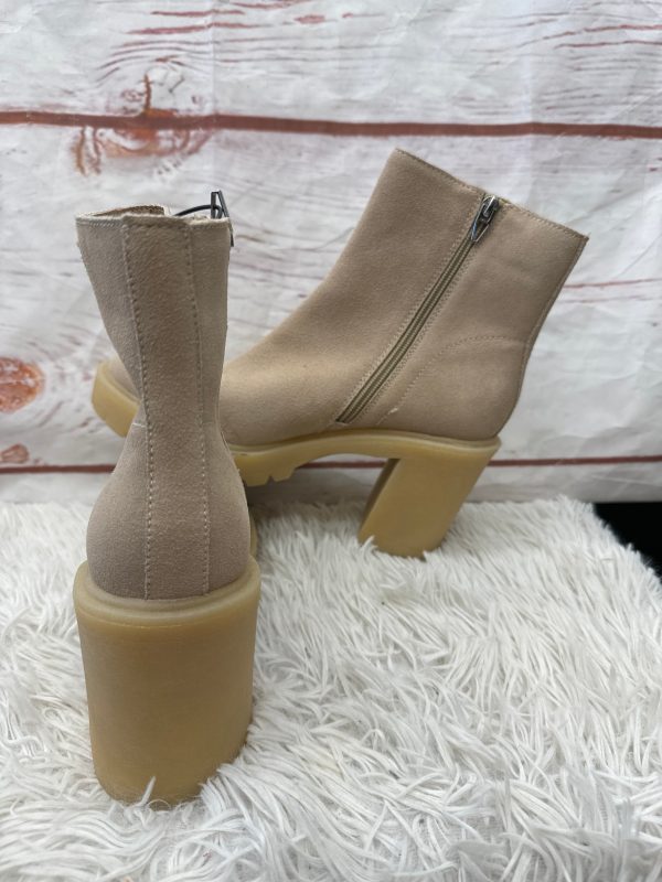 Boots Ankle Heels By Dolce Vita In Tan, Size: 7.5 For Sale