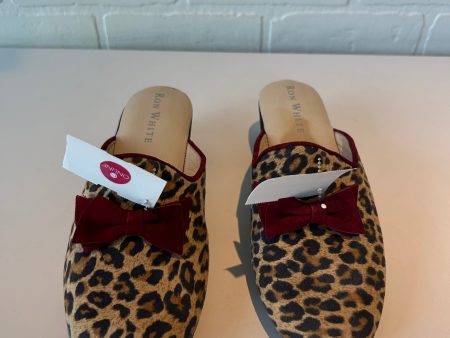 Shoes Flats By Cma In Animal Print, Size: 7 Sale